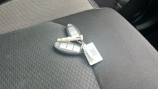 Nissan Qashqai 1.3 DiG-T 160 N-Connecta 5dr DCT Petrol Hatchback